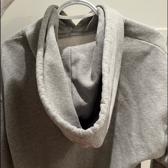 TNA mega hoodie - Picture 2 of 4